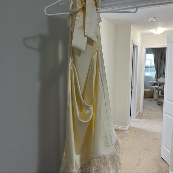 WeWoreWhat feather mini halter dress Ecru size S - Picture 3 of 3